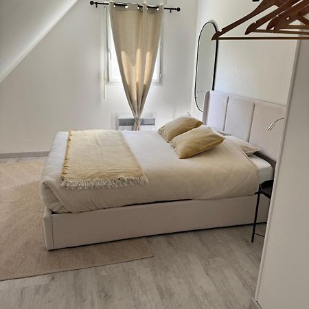 Maison De Vacances A Louer Mosles Bagian luar foto